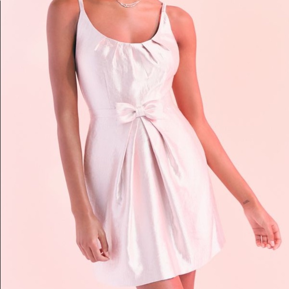 Kimchi Blue/UO 60s Inspired Pink Bow Cocktail Dress